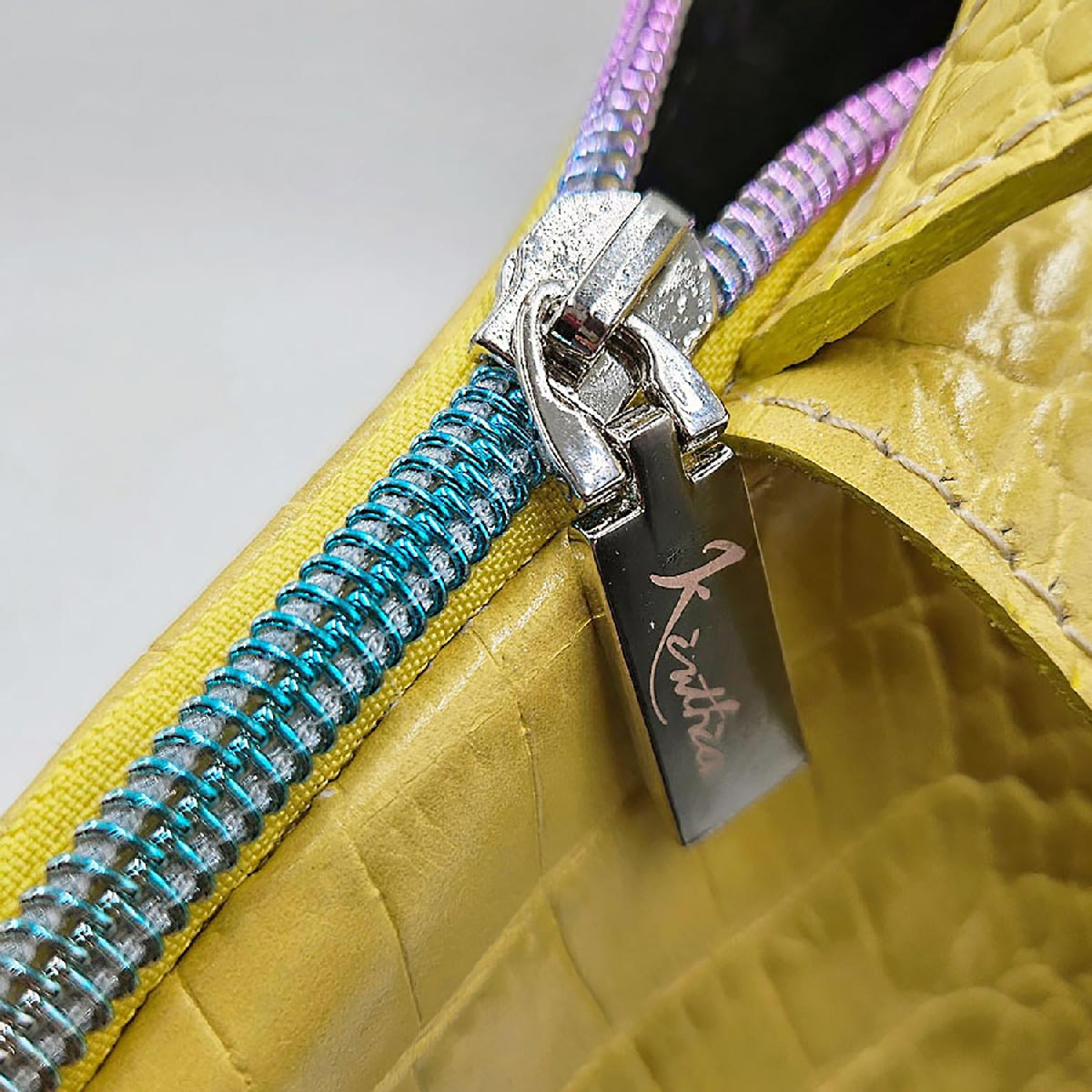 Zaino Donna in Pelle Giallo Stampa Cocco Artigianale | Edizione Limitata – Kinthia