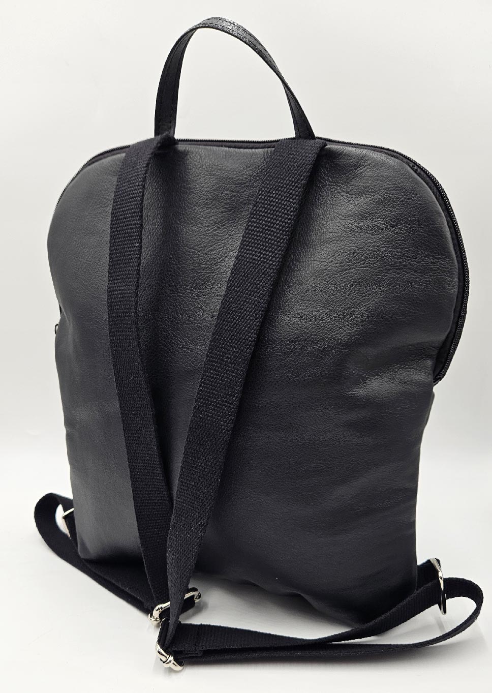 Zaino Donna in Pelle Nera Stampa Cocco Artigianale | Edizione Limitata – Kinthia