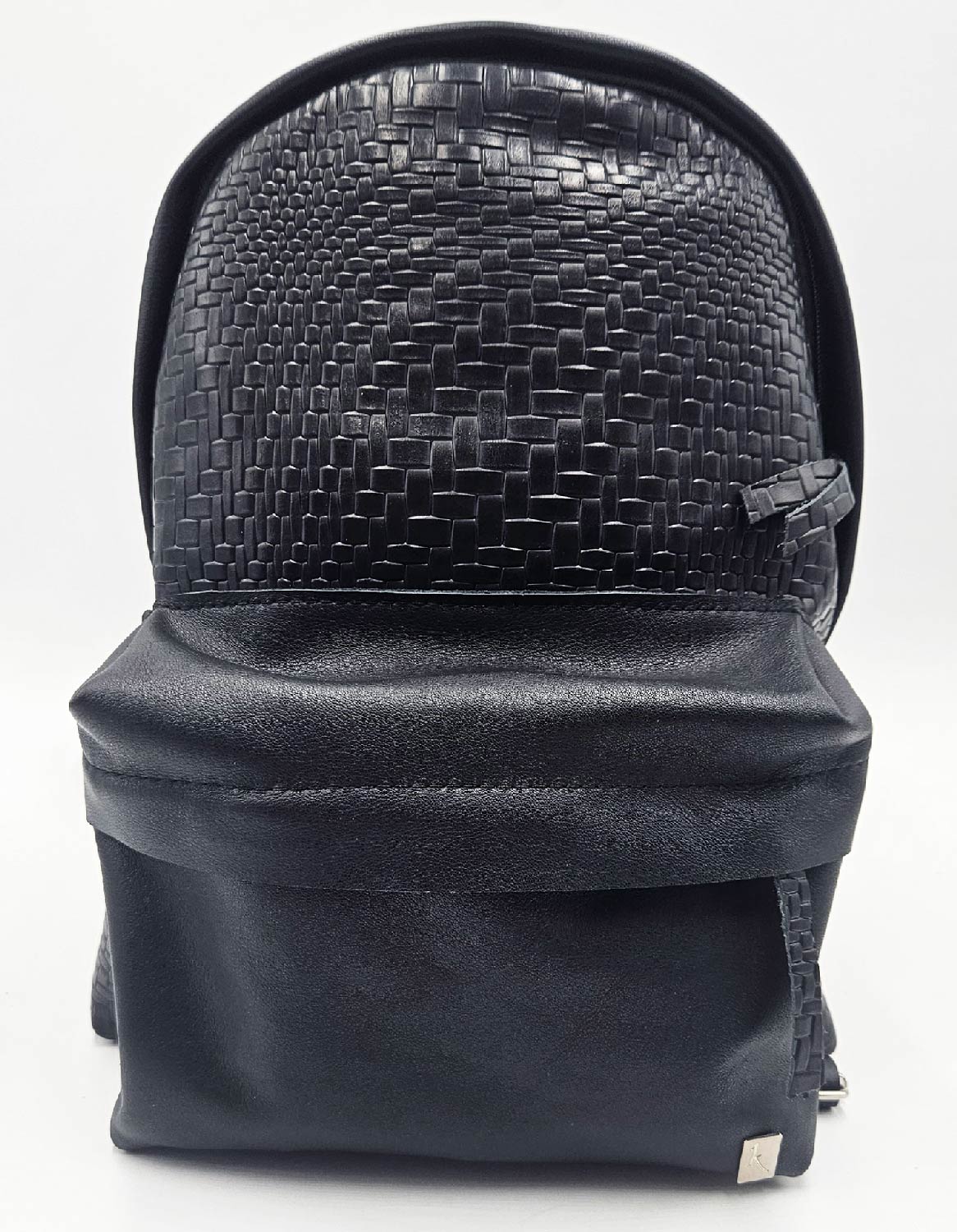 Daisy Backpack – Natural Grain Calfskin & Black Chevère Laser-Cut Weave